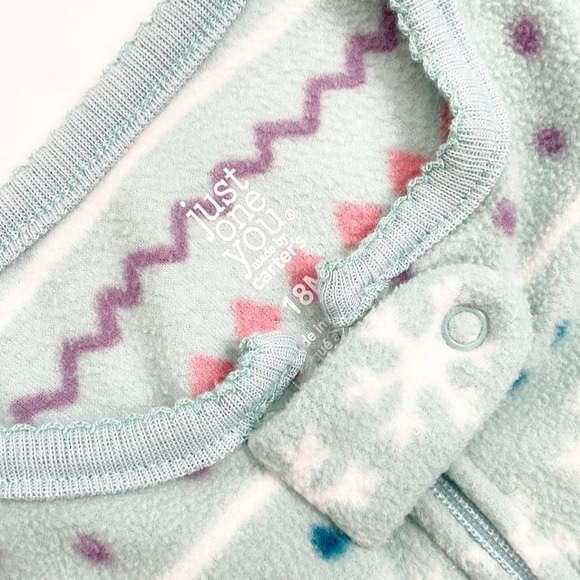 Carter's baby girls winter fleece footed sleeper - Picture 3 of 3